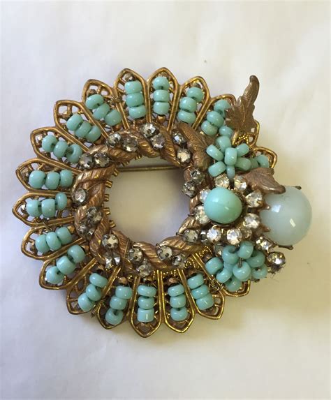 Vintage Jewelry Miriam Haskell for sale 